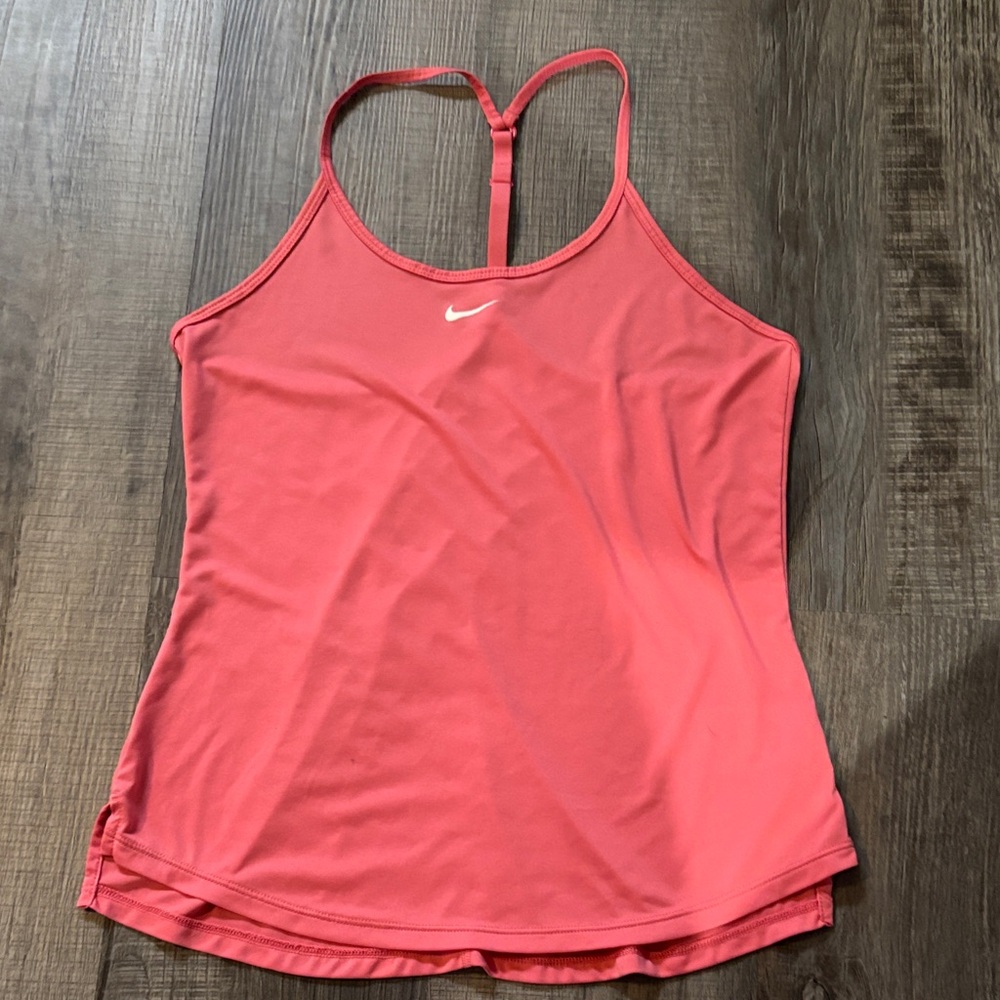 Nike coral tank top